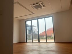 Changi Grove (D17), Semi-Detached #631096331